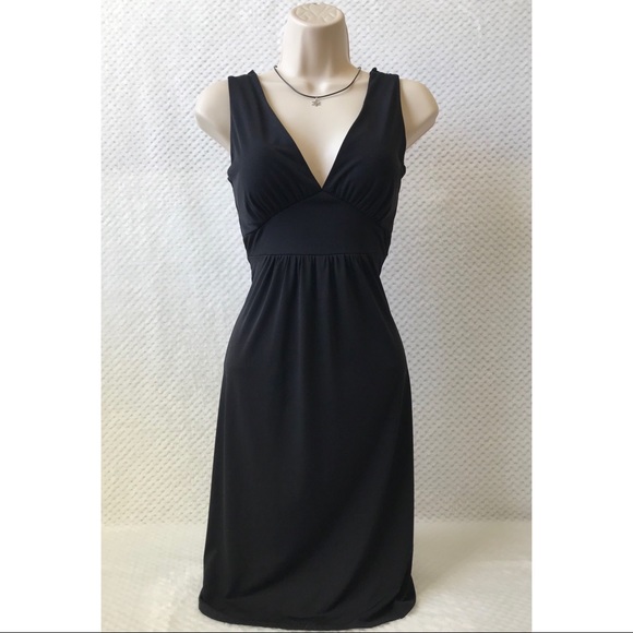 Velvet Torch Dresses & Skirts - ❤️ 3/$20 Velvet Torch Black Ruffle Dress Size S